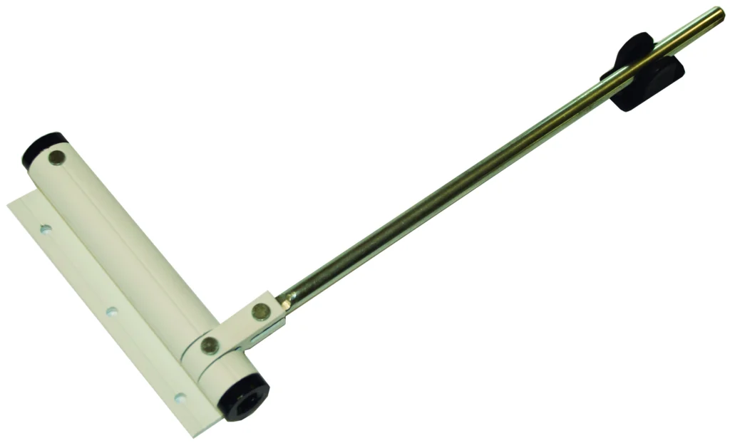 Cierrapuertas mosquitero aluminio blanco "FUMACA"P53033R3