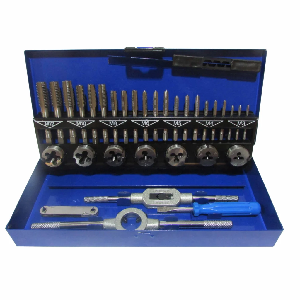 Jgo.32 pzas.de machos y terrajas.C.metal"ECEF"        R.1032