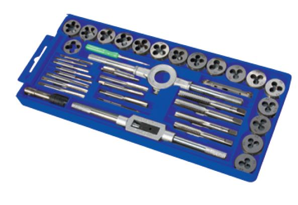 Jgo.39 pzas de machos y terrajas,C.metal "ECEF" R.1140